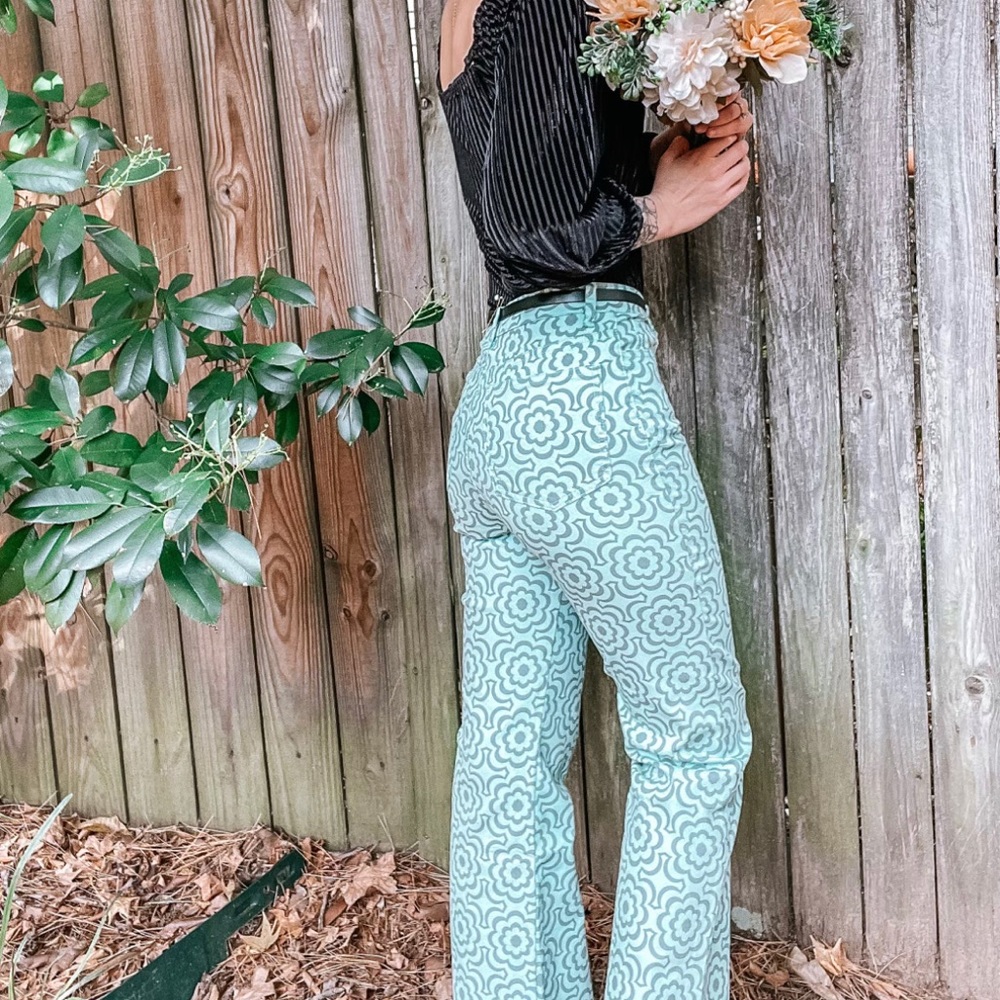 MEDIUM Green pants